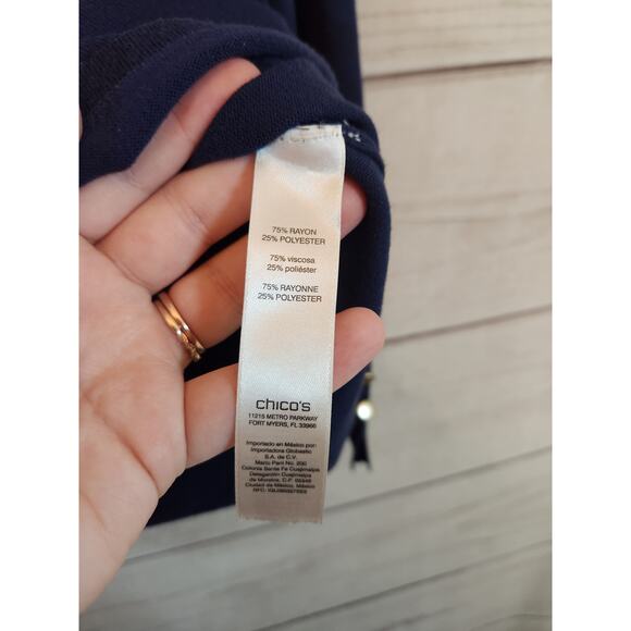 Chico's Women's Navy Blue Solid Round Neck Long Sleeve Pullover T-Shirt Size M - Picture 4 of 7